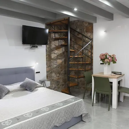 La Rosa Del Deserto Апартаменти *